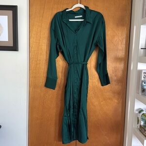 Abercrombie & Fitch Long Sleeved Button up Satin Midi Dress